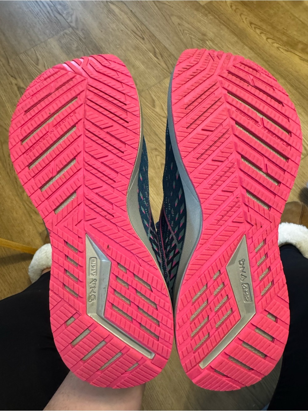 Like New Brooks Women's Teal and Pink Levitate Running Sneakers - Picture 6 of 7
